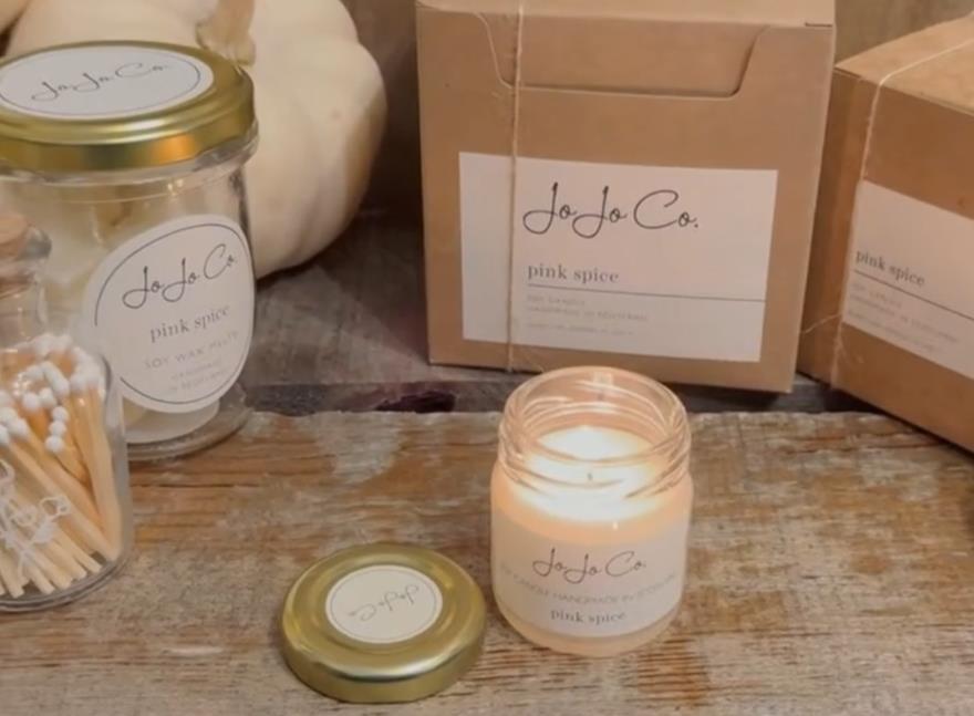 Seasonal flowers by The Greenhouse Florist